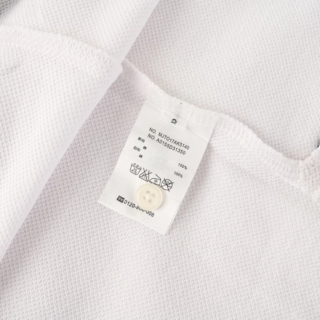 THOM BROWNE TB Polo THOM BROWNE TB 260 POLO 260 Authentic Authentic Factory Quality Same Style + Authentic ：White/Black/Gray Size：1 2 3 4